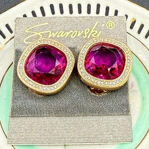 Swarovski Vintage Crystal Clip On Earrings Rhinestone Purple Gold Swan Signed